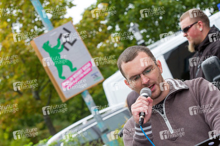 NPD Kundgebung in Hellersdorf, Berlin