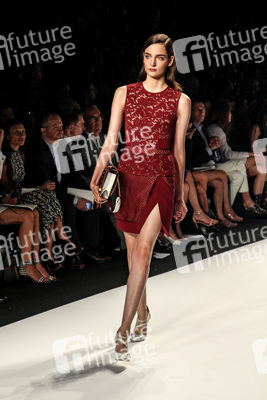 J. Mendel Fashion Show, Fashion Week New York
