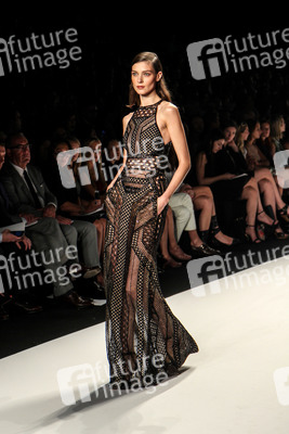 J. Mendel Fashion Show, Fashion Week New York