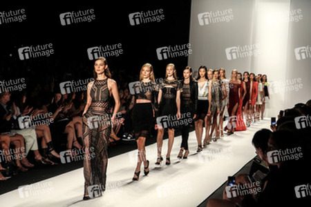 J. Mendel Fashion Show, Fashion Week New York