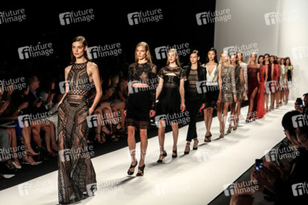 J. Mendel Fashion Show, Fashion Week New York