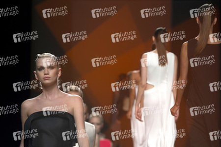 Amaya Arzuaga Fashion Show, Fashion Week Madrid