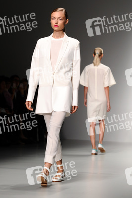 J.JS Lee Fashion Show, London Fashion Week