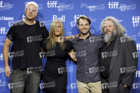 Tim Robbins, Jennifer Aniston, Will Forte, Mark Boone Junior