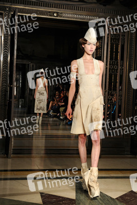 Pam Hogg Fashion Show, London Fashion Week