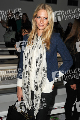 Simone Rocha Fashion Show, London Fashion Week