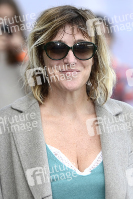 Ankunft von Valeria Bruni Tedeschi beim San Sebastian Film Festival 2013