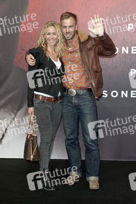 Dominic Boeer, Alexandra Hipwell