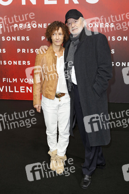 'Prisoners', Berlin