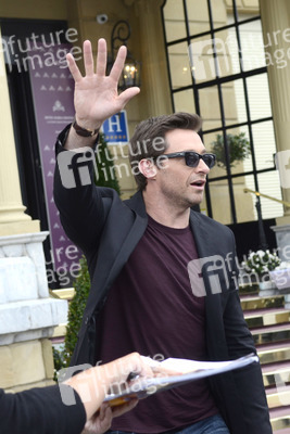 Hugh Jackman Signs Autographs at the San Sebastian Film Festival 2013