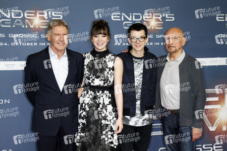 Harrison Ford, Hailee Steinfeld, Asa Butterfield, Ben Kingsley