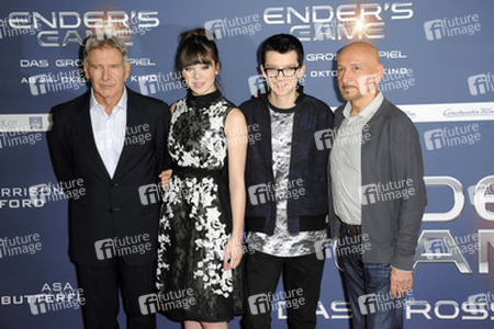 Harrison Ford, Hailee Steinfeld, Asa Butterfield, Ben Kingsley