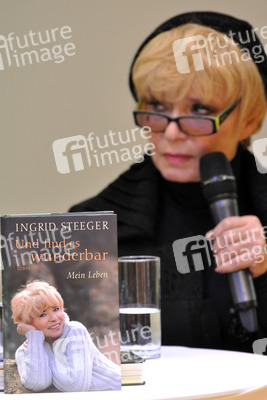 Ingrid Steeger: 'Und find es wunderbar' Buchpräsentation, Frankfurter Buchmesse