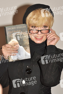 Ingrid Steeger: 'Und find es wunderbar' Buchpräsentation, Frankfurter Buchmesse