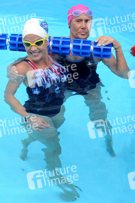 Natalie Morales, Diana Nyad