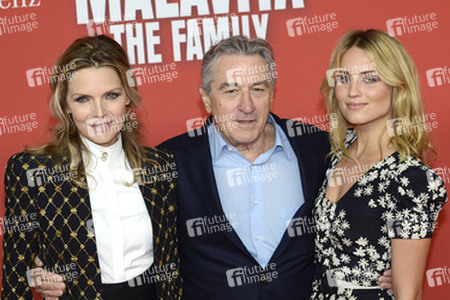 Michelle Pfeiffer, Robert De Niro, Dianna Agron