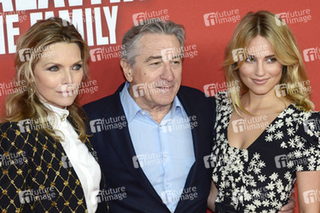 Michelle Pfeiffer, Robert De Niro, Dianna Agron