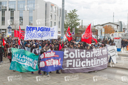 Demonstration 'Welcome Refugees - Solidarität mit Flüchtlingen', Rostock