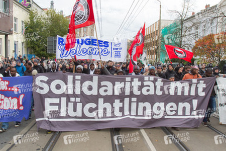Demonstration 'Welcome Refugees - Solidarität mit Flüchtlingen', Rostock