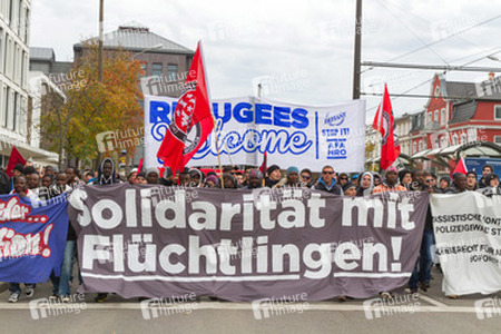 Demonstration 'Welcome Refugees - Solidarität mit Flüchtlingen', Rostock