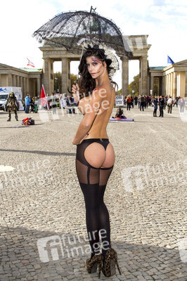 Micaela Schäfer Halloween Photoshooting, Berlin