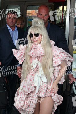 Ankunft von Lady Gaga am Flughafen, Berlin