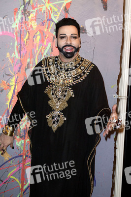 Kunstevent zum offiziellen Verkaufsstart der Kollektion 'Gloeoeckler Art by Borelly', Berlin