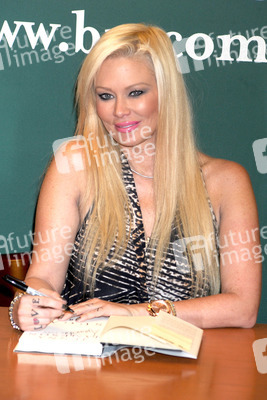 Jenna Jameson signiert ihr Buch 'Sugar', New York
