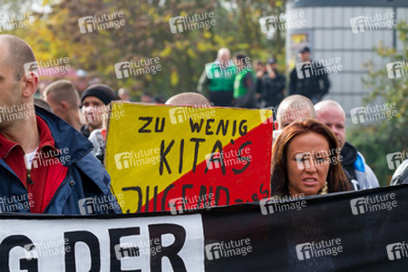 Demonstration rechter Gruppen in Marzahn-Hellersdorf, Berlin