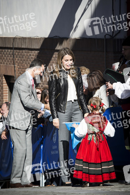 Prinzessin Letizia und Prinz Felipe besuchen Teverga