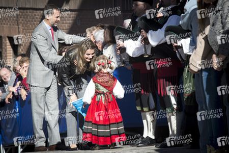 Prinzessin Letizia und Prinz Felipe besuchen Teverga