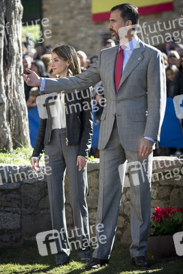 Prinzessin Letizia und Prinz Felipe besuchen Teverga