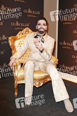 'Glööckler by Ulla Popken' Präsentaion. Hamburg