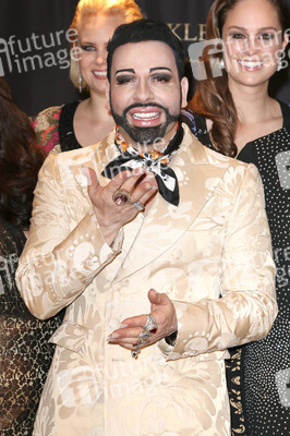 'Glööckler by Ulla Popken' Präsentaion. Hamburg