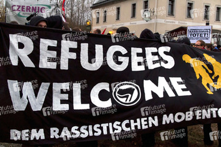 Protest und Gegenprotest: 2500 Menschen demonstrieren in Schneeberg