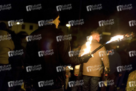Protest und Gegenprotest: 2500 Menschen demonstrieren in Schneeberg