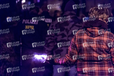 Protest und Gegenprotest: 2500 Menschen demonstrieren in Schneeberg