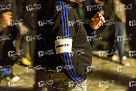 Protest und Gegenprotest: 2500 Menschen demonstrieren in Schneeberg