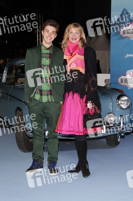 'Im Weissen Rössl - Wehe, du singst!' Premiere, Berlin