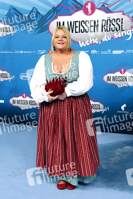 'Im Weissen Rössl - Wehe, du singst!' Premiere, Berlin