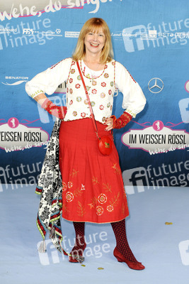 'Im Weissen Rössl - Wehe, du singst!' Premiere, Berlin