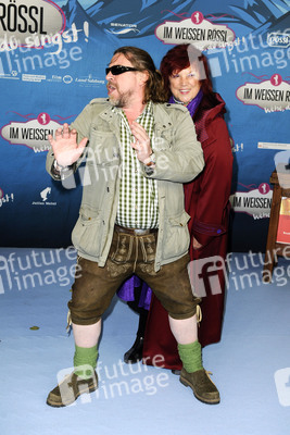 'Im Weissen Rössl - Wehe, du singst!' Premiere, Berlin