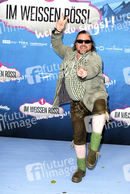 'Im Weissen Rössl - Wehe, du singst!' Premiere, Berlin