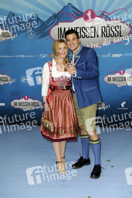 'Im Weissen Rössl - Wehe, du singst!' Premiere, Berlin