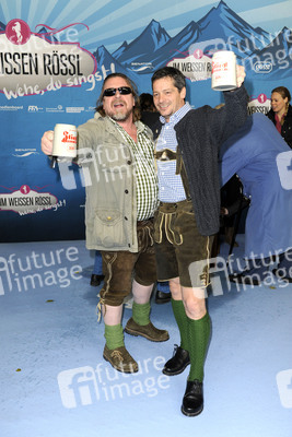 'Im Weissen Rössl - Wehe, du singst!' Premiere, Berlin