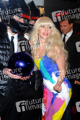 H&M Times Square Grand Opening, New York