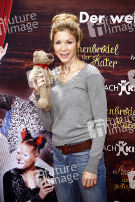 'Aschenbrödel und der gestiefelte Kater' Premiere, Berlin
