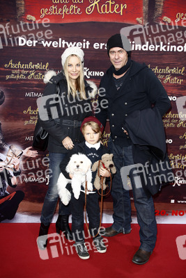 'Aschenbrödel und der gestiefelte Kater' Premiere, Berlin