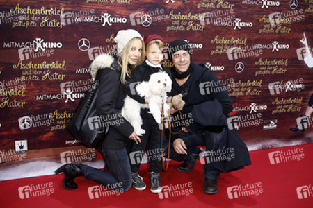 'Aschenbrödel und der gestiefelte Kater' Premiere, Berlin