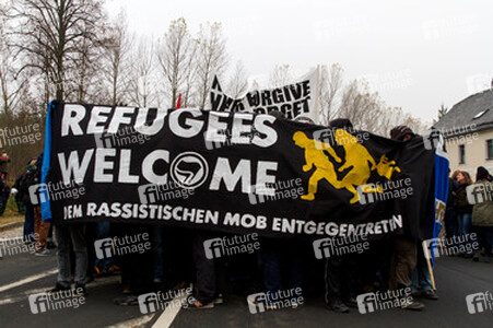 Gegen-Demo in Schneeberg